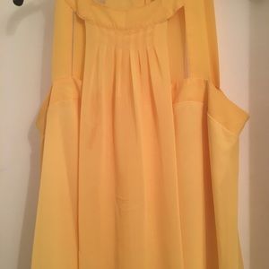 casual yellow silk billow in good condition MACYS